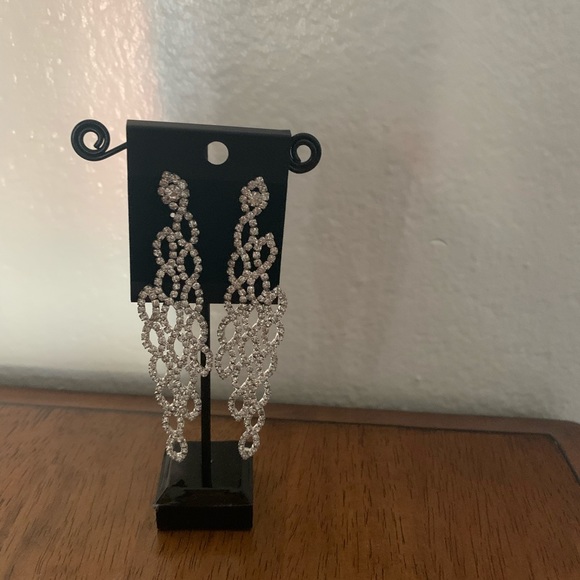 Elegant stylish stones earrings - Picture 4 of 5